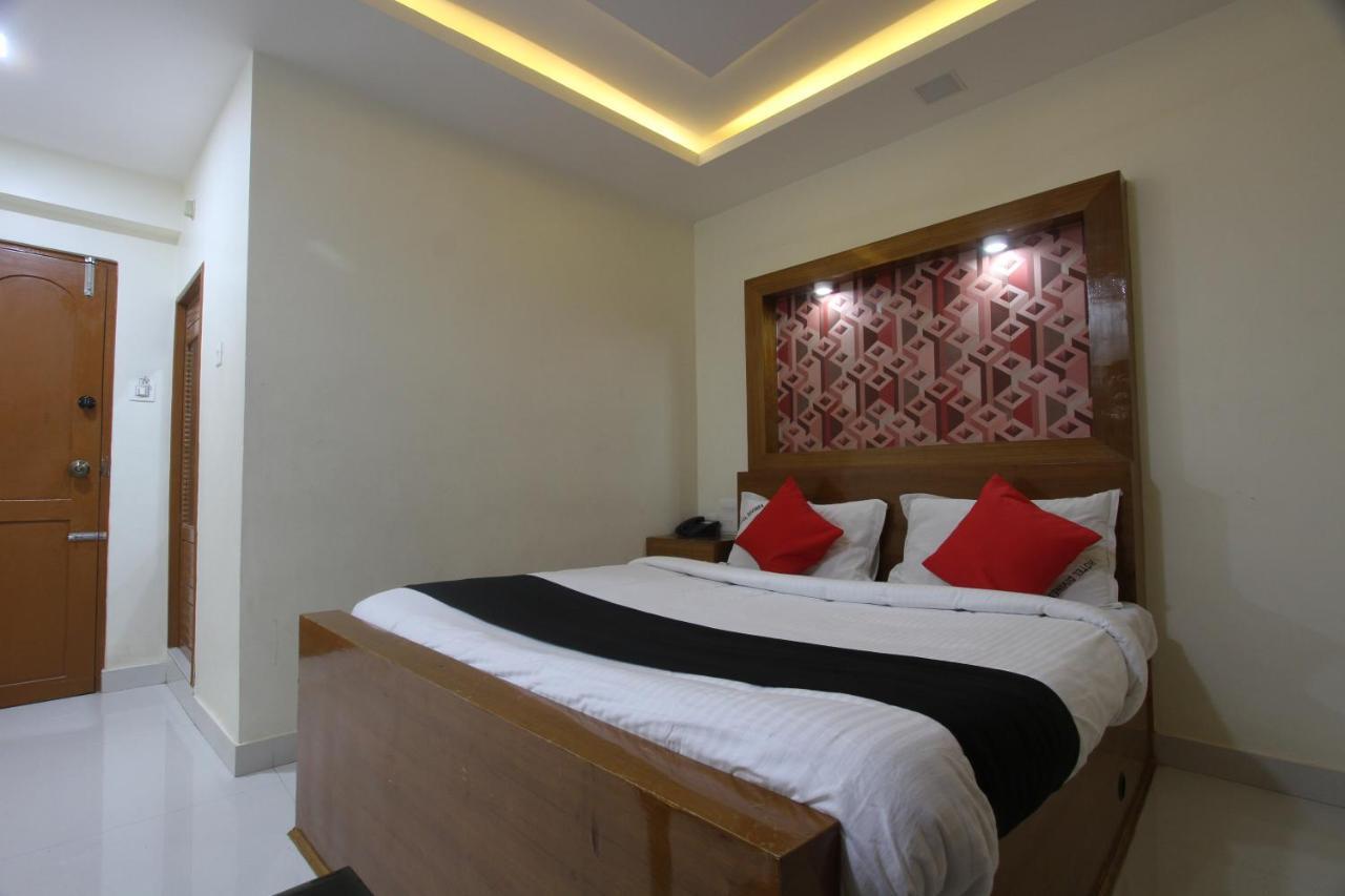 Divines Business Hotel Kuzhittura Zewnętrze zdjęcie
